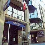 Express Centre By Ihg Hotel Lila