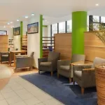 Express Centre By Ihg Lila