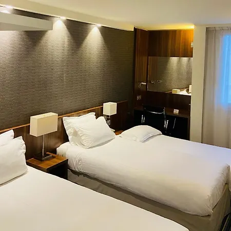 Express Centre By Ihg Отель 3*