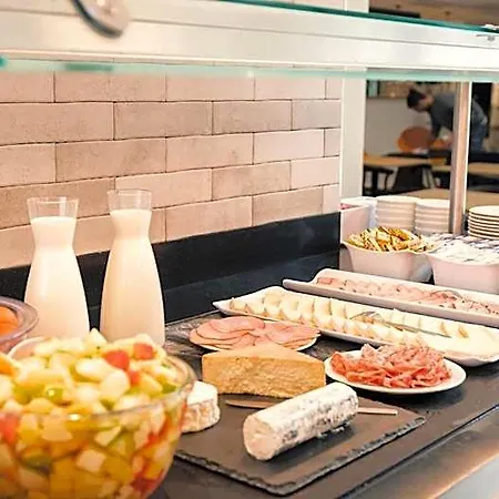 호텔 Express Centre By Ihg 릴