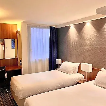 Express Centre By Ihg 3*