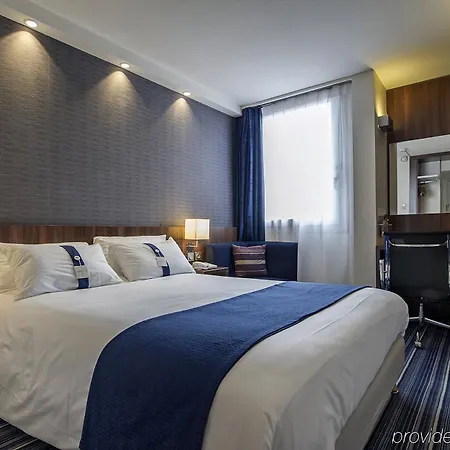 Отель Express Centre By Ihg