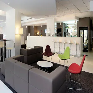 Express Centre By Ihg Hotel