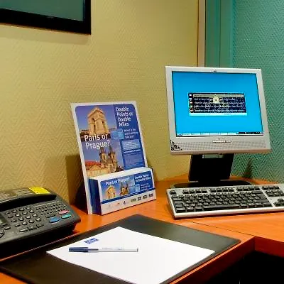 Express Centre By Ihg