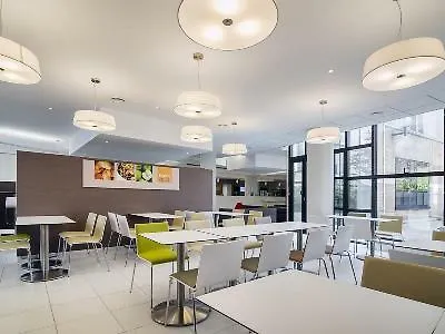 Отель Express Centre By Ihg 3*