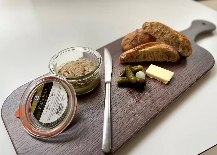 Hotel Express Centre By Ihg 3*