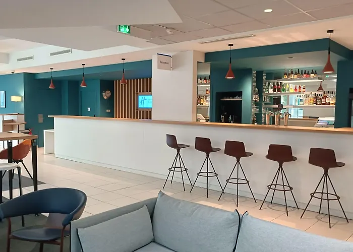 Express Centre By Ihg Hotel