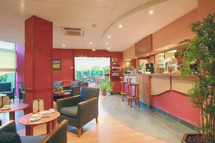 Express Centre By Ihg 3*