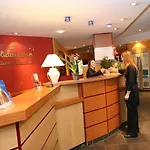 Express Centre By Ihg
