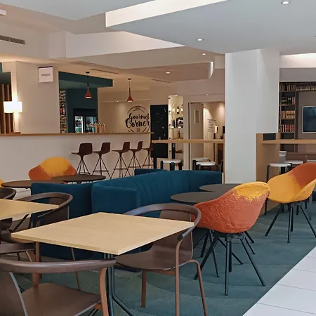 Express Centre By Ihg מלון