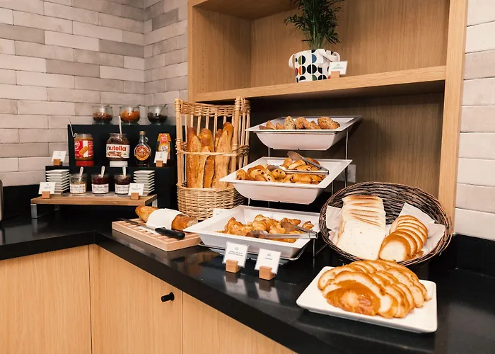 Otel Express Centre By Ihg